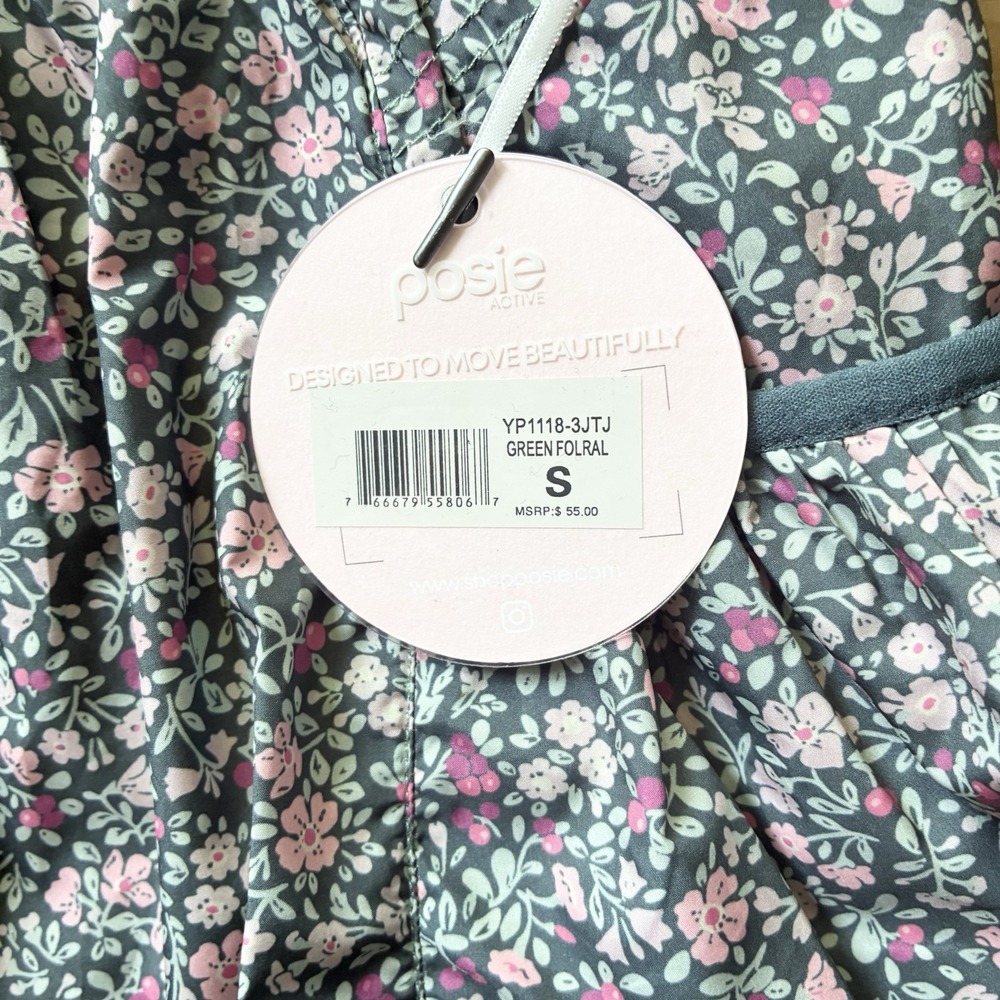NWT Posie Active Green Floral Cute Girly Workout Pockets Shorts Womens Small - Picture 5 of 6